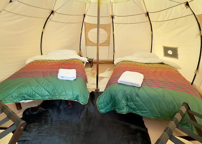 Paradise Ranch Inn - Lucky Tent