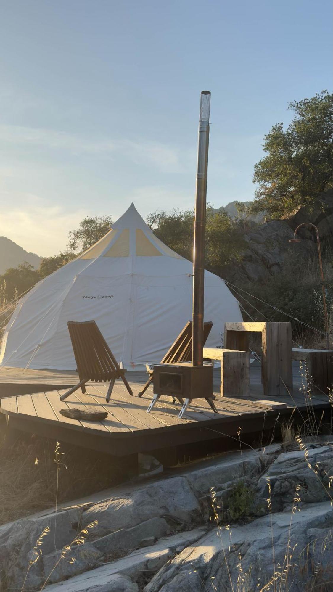 Paradise Ranch - Lucky Tent * Three Rivers